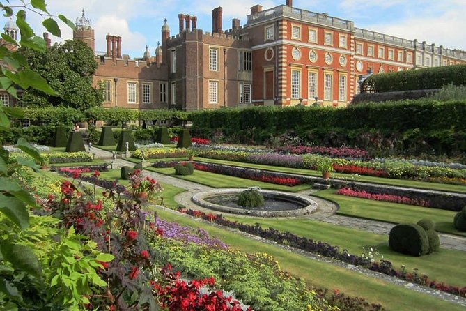 Hampton Court Palace Private Tour - Secrets of Henry VIII - Why Siobhan changes the Hampton Court experience