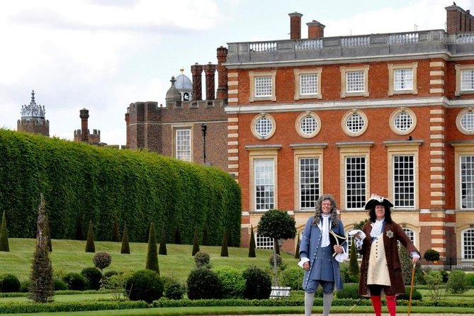 Hampton Court Palace Private Tour - Secrets of Henry VIII - What to bring and how to plan the day