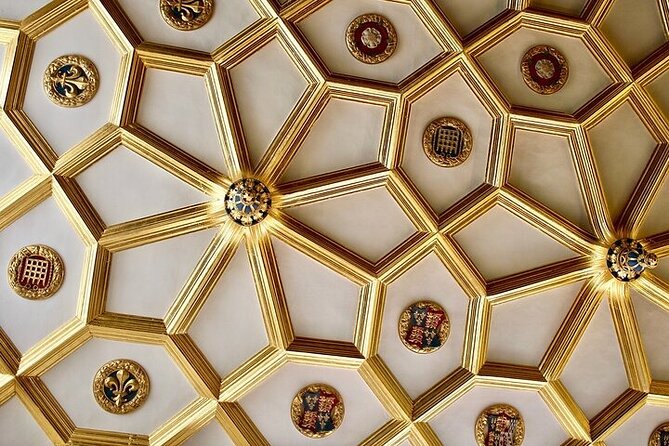 Hampton Court & Thames Riverboat Picnic - What you see inside the Tudor palace