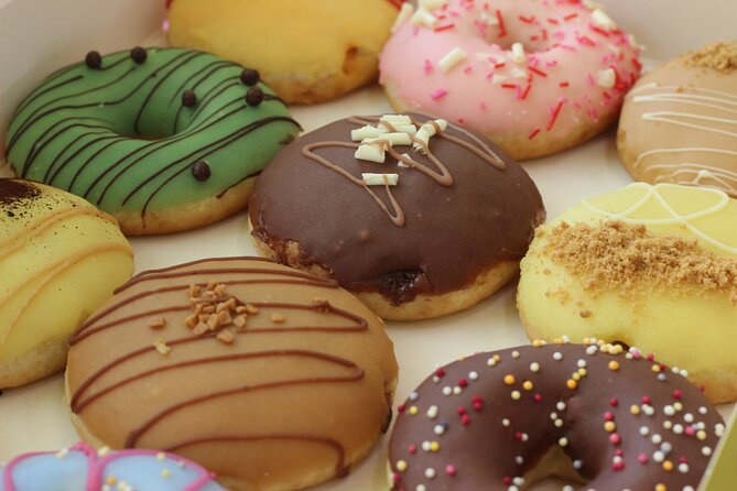 Handcrafted Donuts & Tea: Brighton's Artisan Sweet Treat Tour - Brighton Palace Pier is the natural finish