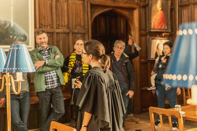 Harry Potter Walking Tour of Oxford Including New College - Radcliffe Camera and Oxford’s working university