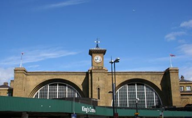 Harry Potter Warner Bros. Studio Tour London from King's Cross - Platform 9¾, Green Screen, and the Hogwarts Express