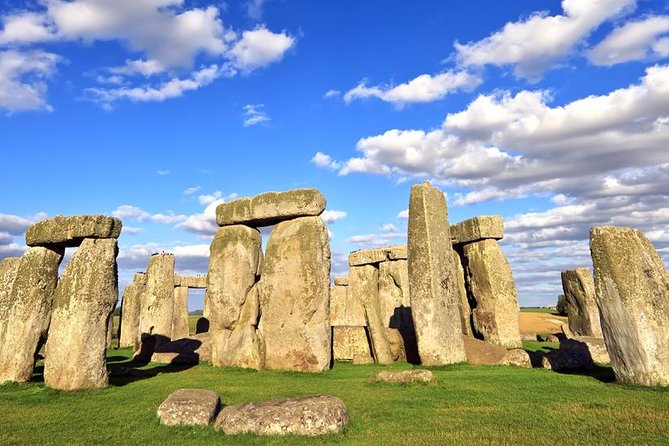 Heathrow Airport Arrival To Southampton Via Stonehenge - The human side of the service