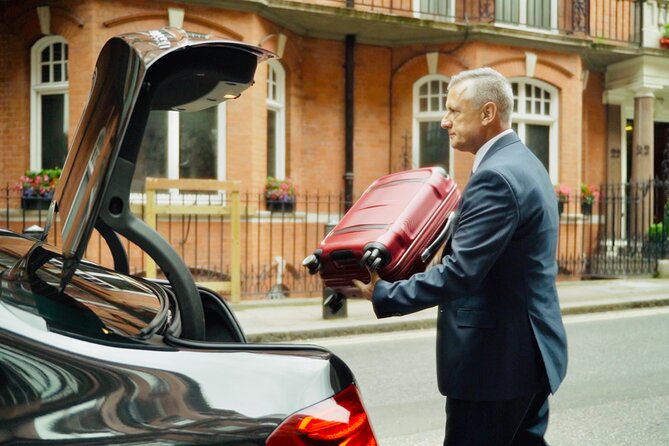 Heathrow Airport Taxi - Private Transfer to/from London - Service at the hotel and for airport departures