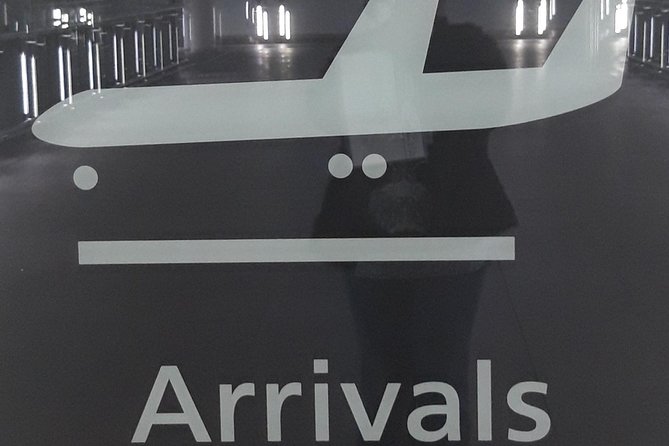 Heathrow Airport to North London Private Transfer - Why the meet-and-greet service matters