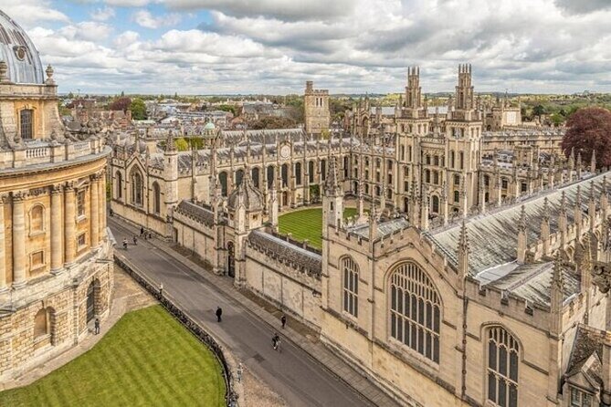 Heathrow Airport To Oxford Private Transfer - Is $199.99 good value for three people?