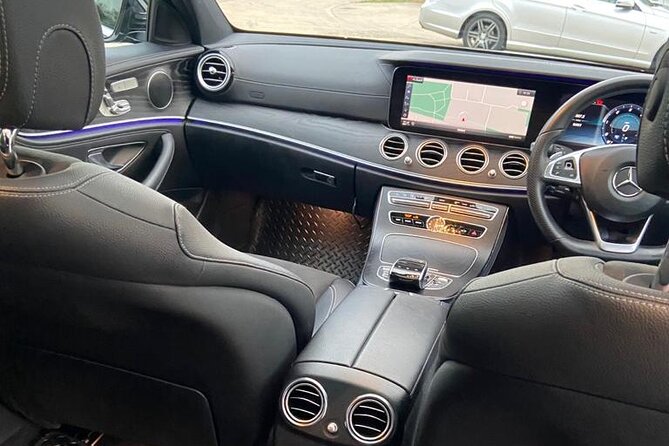 Heathrow Airport To Oxford Private Transfer - Accessibility for wheelchairs and strollers
