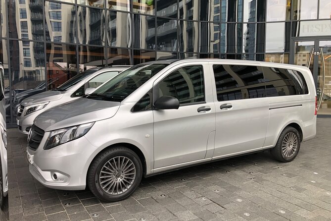 Heathrow Airport to Southampton Private Transfer - Meeting your driver inside Heathrow