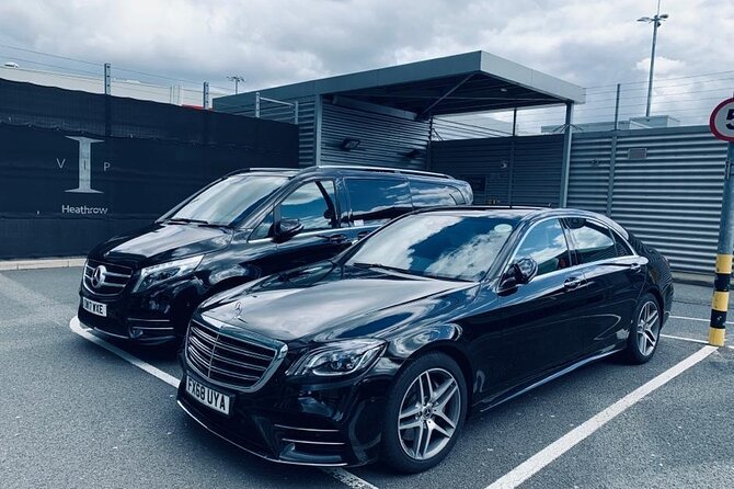 Heathrow to London City Centre – Premium Chauffeur Transfer - Live flight tracking and the airport waiting window