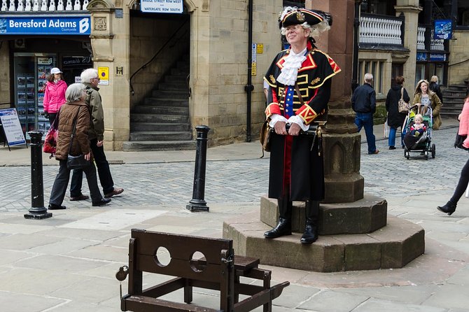 Hello Chester! Private Walking Tour - Roman Gardens and Chester’s ancient remains