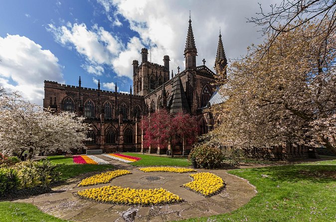 Hello Chester! Private Walking Tour - The guide’s role and the level of historical detail
