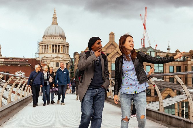 Highlights & Hidden Gems With Locals: Best of London Private Tour - Borough Market: a tasting stop with extra costs