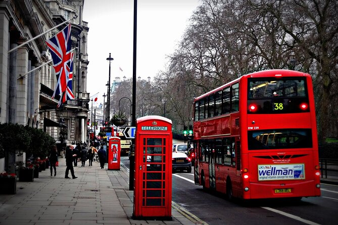 Highlights of London Full Day Private Guided Tour - A Thames cruise changes the view