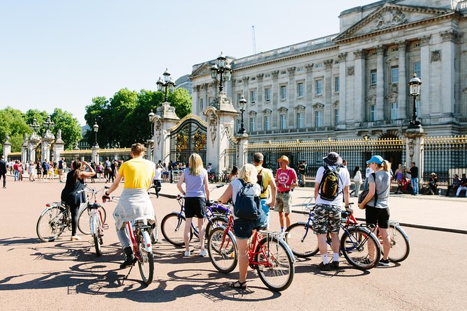 Highlights of Royal London Bike Tour including Hyde Park - Trafalgar Square, Nelson’s Column, and the Portrait Gallery