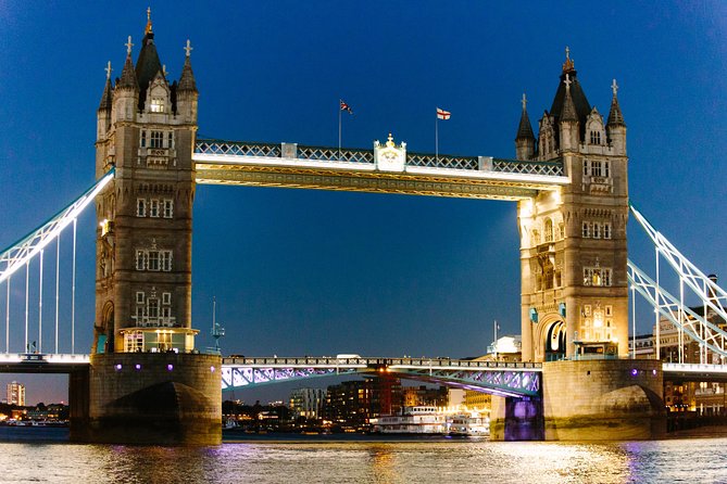 Highlights of Royal London Bike Tour with River Cruise Package - Shakespeare’s Globe and the Return to Southwark