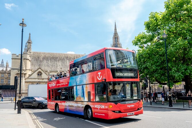 Hop on Hop off Bus Tour (24h) - Two routes, two very different views of London