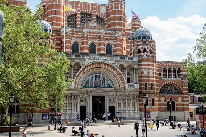 Hop on Hop off Bus Tour (24h) - Kensington Palace and Diana Memorial Gardens