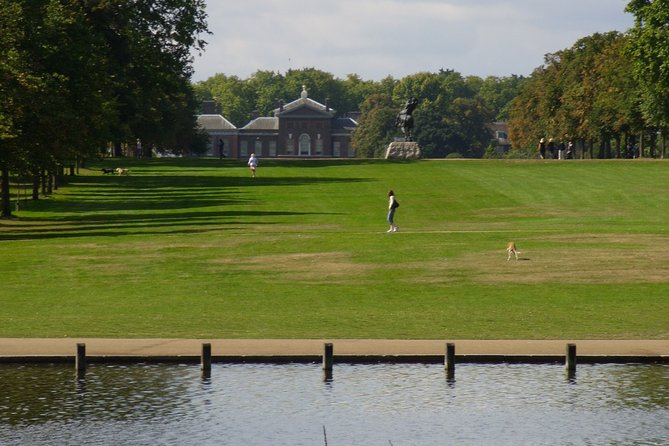 Hyde Park and Kensington Gardens: A Self-Guided Audio Tour - Queen Caroline’s Temple and the Italian Gardens