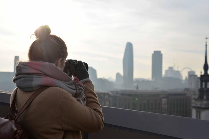 Iconic London Landmark Photography City Tour - Finding strong lines on Millennium Bridge