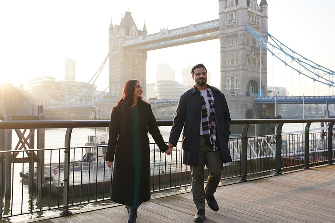 Iconic London Portraits Tour with Expert Local Photographer - Why a private London photo session can be worth it