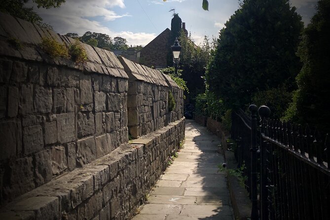 Immersive Treasure Hunt Adventure in York - Outdoor Escape Room - Starting with Constantine in Minster Yard