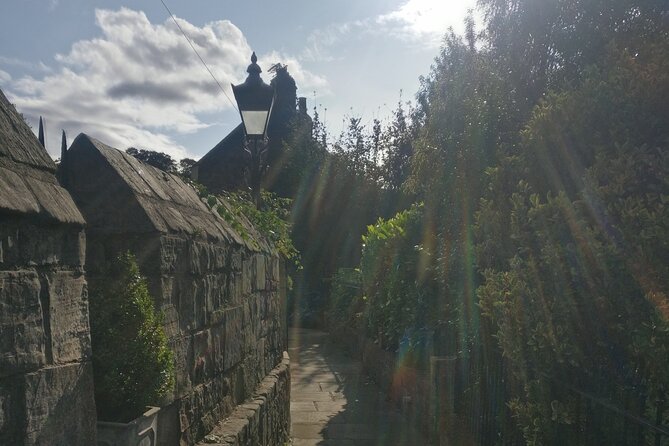 Immersive Treasure Hunt Adventure in York - Outdoor Escape Room - Famous York sights with room to explore