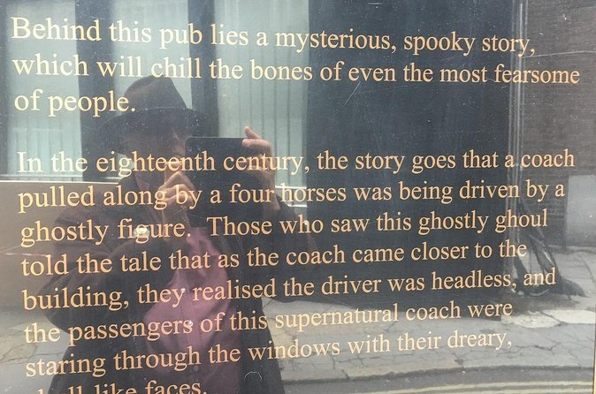 In Jack The Ripper Footsteps: Private Black Cab Tour in London - Guildhall Art Gallery and the folklore around the Ripper