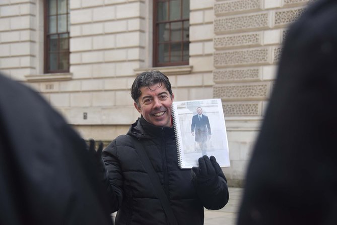 James Bond Film Location Walking Tour in London - Trafalgar Square in Bond films and daily London life