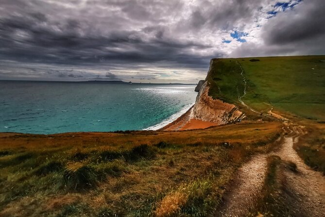 JURASSIC SPECTACULAR | 10+ Stops on the Jurassic Coast! - Lulworth Castle before the famous coast