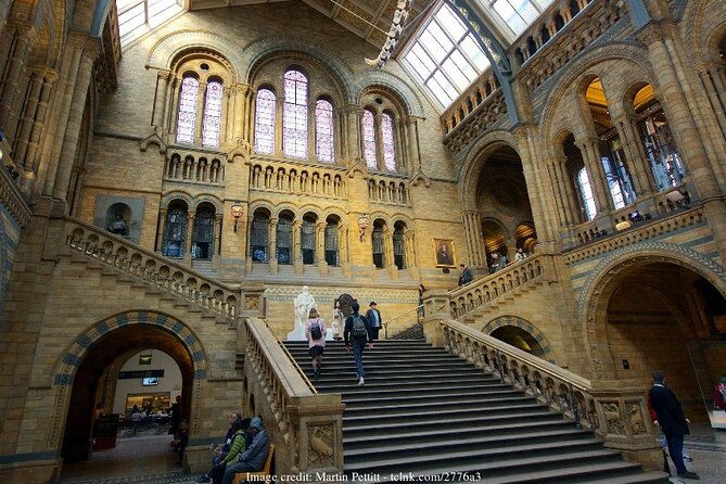 Kensington Private 4h Tour Including The Victoria & Albert Museum - Who will enjoy this Kensington route most?
