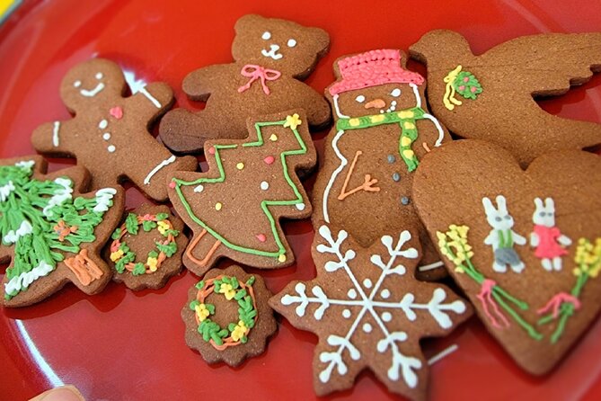 Kew Biscuit Decorating Class for Adults - Why the eight-person limit matters
