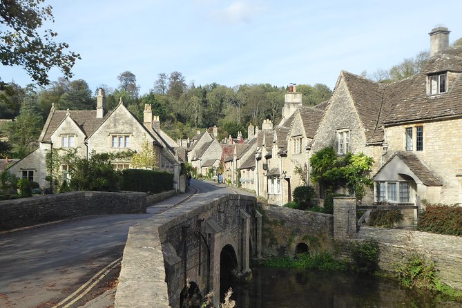 Lacock and Castle Combe - Afternoon Private Tour - From Bath to the quiet lanes of Lacock