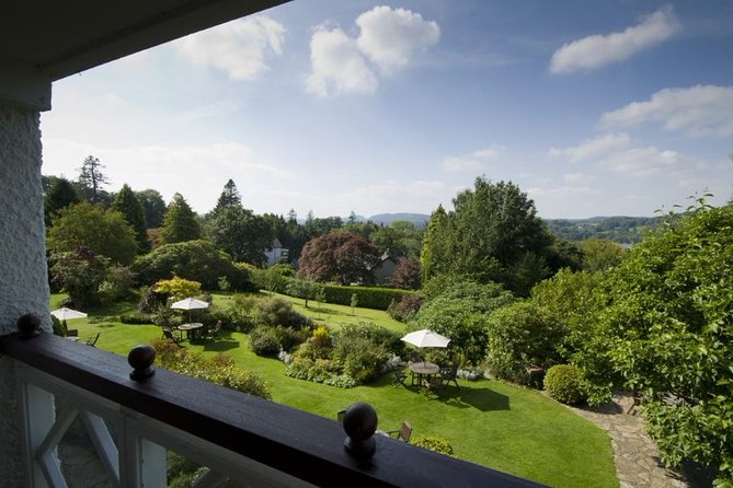 Lake District - Rail Tour from London with Cream Tea and Cruise - Lake Windermere cruise from Waterhead