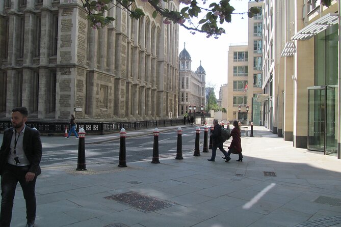 Law in London Private Tour - Inner Temple, Middle Temple, and a quieter London