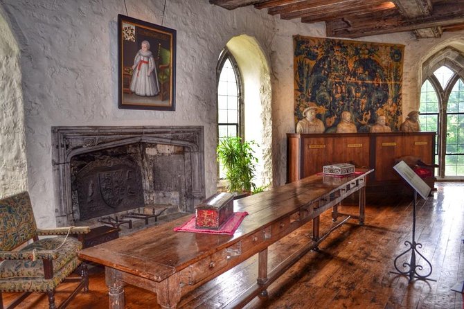 Leeds Castle, Canterbury and White Cliffs of Dover - Driver Guide - Who gets the best value from this tour