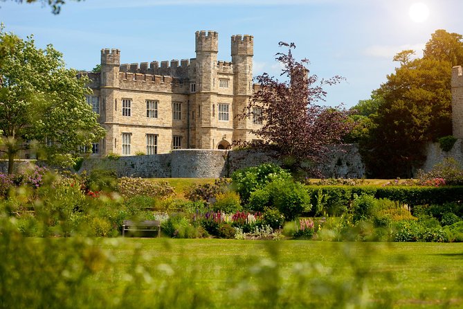 Leeds Castle, Canterbury Cathedral and Cliffs of Dover Day Trip - Three famous places, one very full day