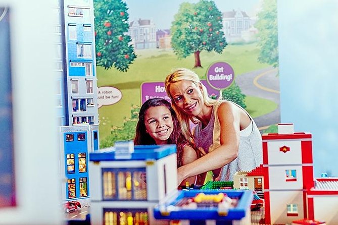 LEGOLAND Discovery Centre Manchester - Getting there, parking, and the first queue