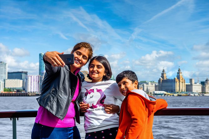 Liverpool: 50-Minute Mersey River Cruise - Boarding at Pier Head