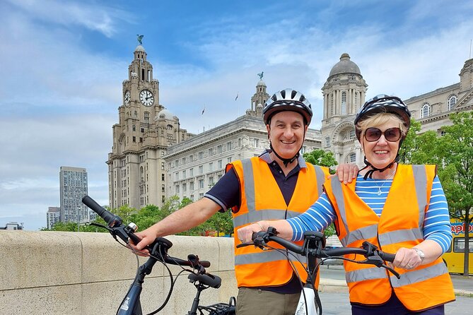 Liverpool City Centre Highlights Tour - Liverpool Cathedral in a five-minute visit