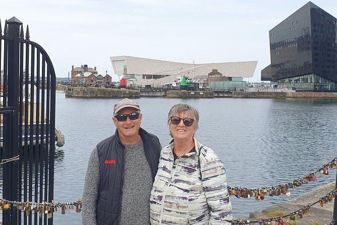 Liverpool with a Local: Walking Tour (10:30am) - Queen Victoria Monument makes a useful finish