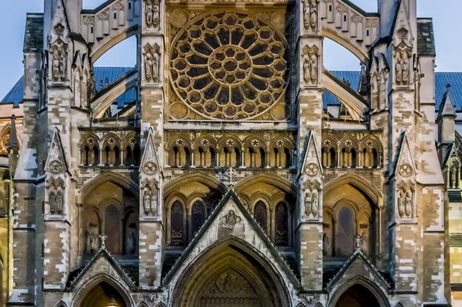 London Best of the City Fully Customized Guided Private Tour - The Tower of London and the Thames