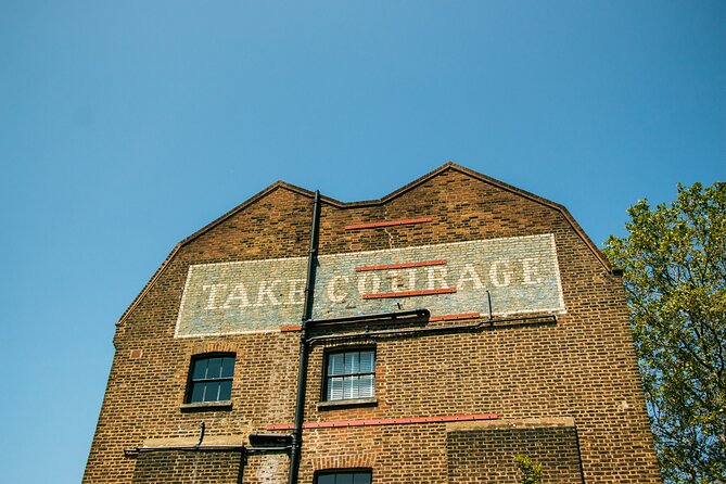 London Borough Market & London Bridge Food Tour - Fish and chips at Fish!
