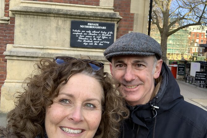London Charles Dickens Puzzle Questo and Self-Guided Tour - Dr Johnson’s House and London’s literary company