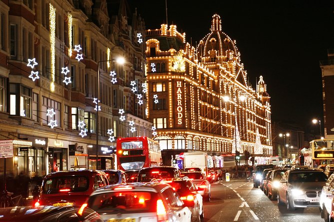 London Christmas Eve Illuminations Guided Tour by Night - Trafalgar Square, Piccadilly, and Christmas Lights