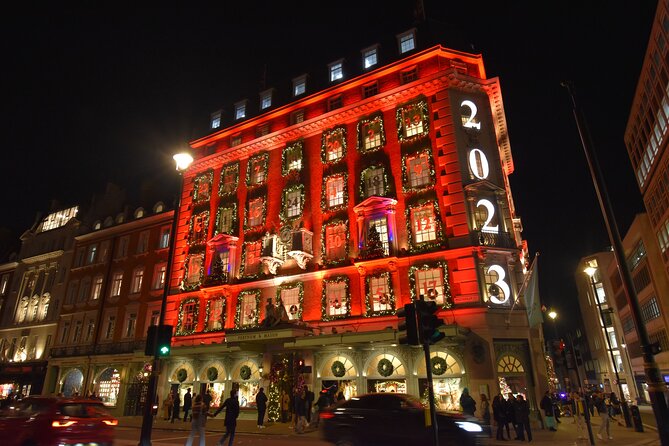 London Christmas Lights Private Walking Tour - A festive walk from Covent Garden to Piccadilly