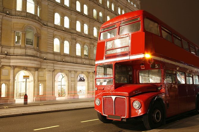 London Christmas Lights Tour by Vintage Double-Decker Bus - Harrods and the West End shopping streets