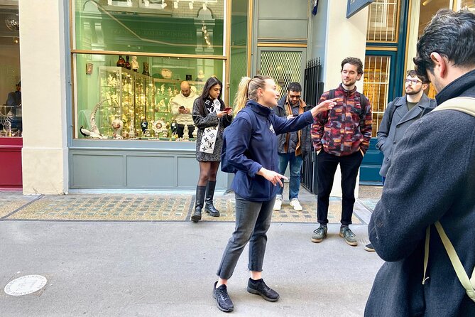 London: Harry Potter Movie Locations Magical Guided Tour - House of Spells and the limits of the shopping stop