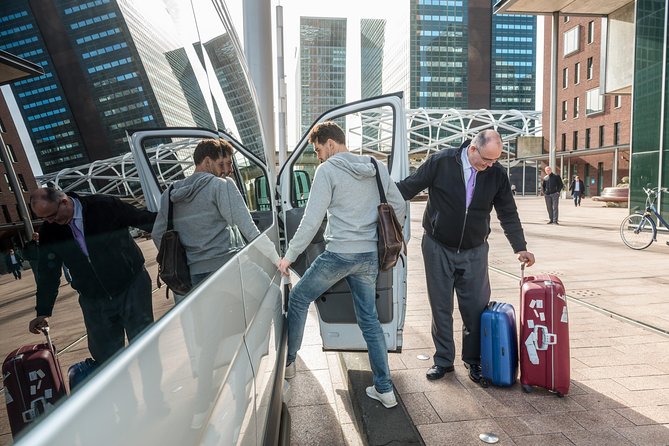 London Heathrow Airport Arrival Transfer (Airport to Southampton Hotel or Address) - Who Will Get the Most From This Transfer?