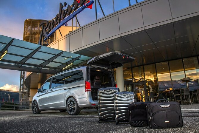 London Heathrow Airport (LHR) to Lincolnshire Luxury Transfers - The three to four hour journey to Lincolnshire