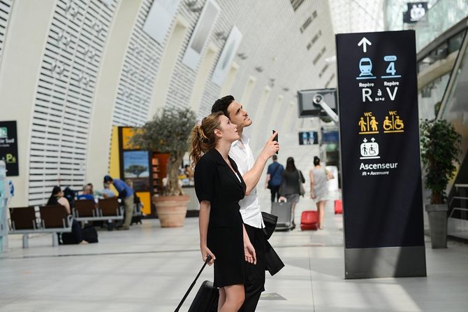 London Heathrow Airport Transfer - Who gets the best value from this transfer?